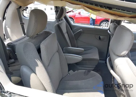 2005 Dodge Caravan Sxt z USA, uszkodzony, nr VIN 1D4GP45RX5B163004